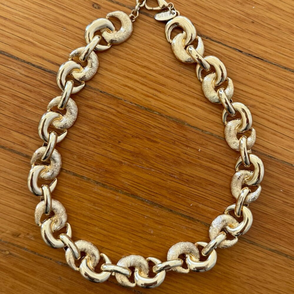 Gold-tone Chunky Statement Necklace (Mango)